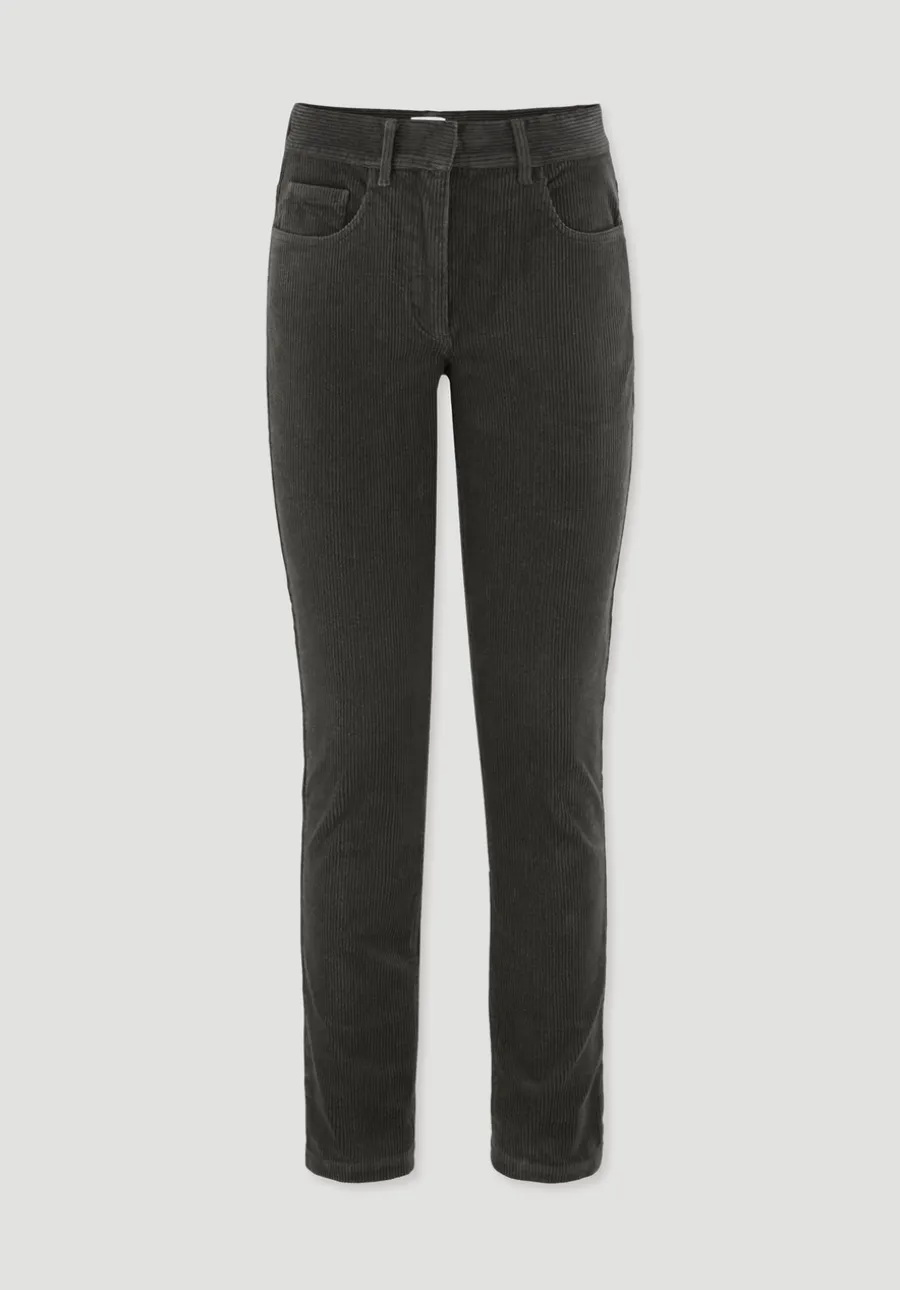 Cordhose Slim Leg Regular aus Bio-Baumwolle von hessnatur
