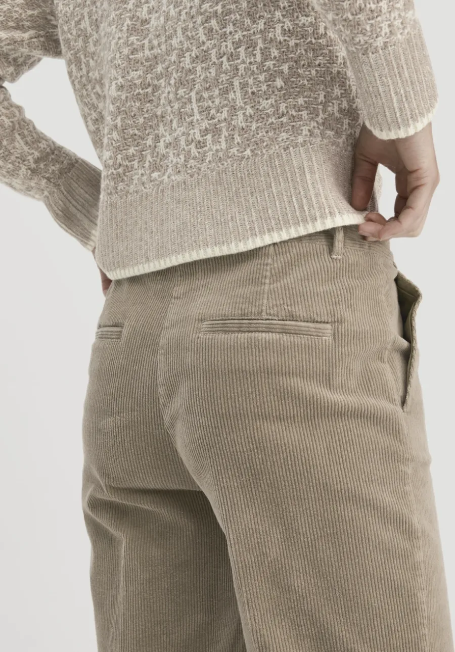 Cordhose Wide Leg Relaxed aus Bio-Baumwolle von hessnatur
