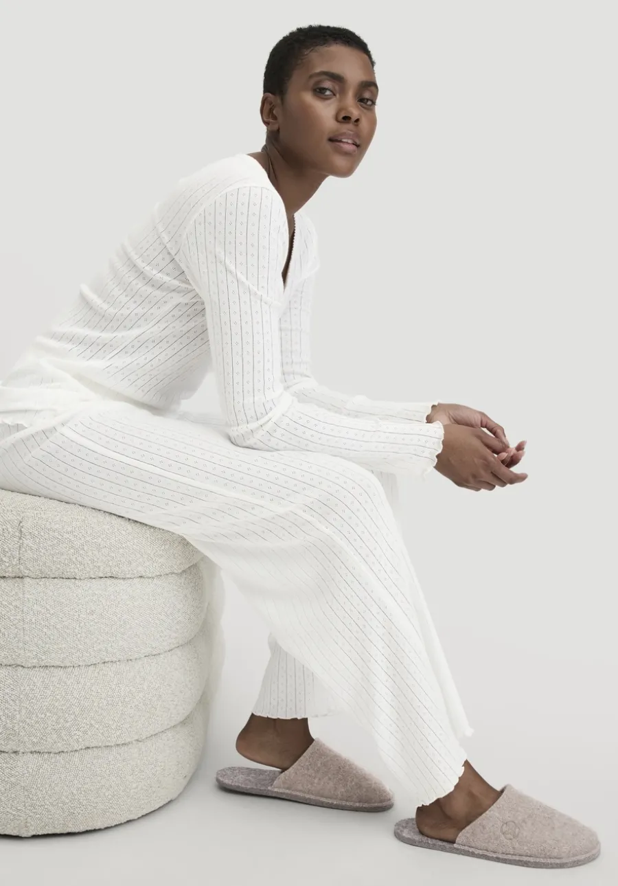 Pointelle Schlafhose Relaxed PURE COTTON aus reiner Bio-Baumwolle von hessnatur