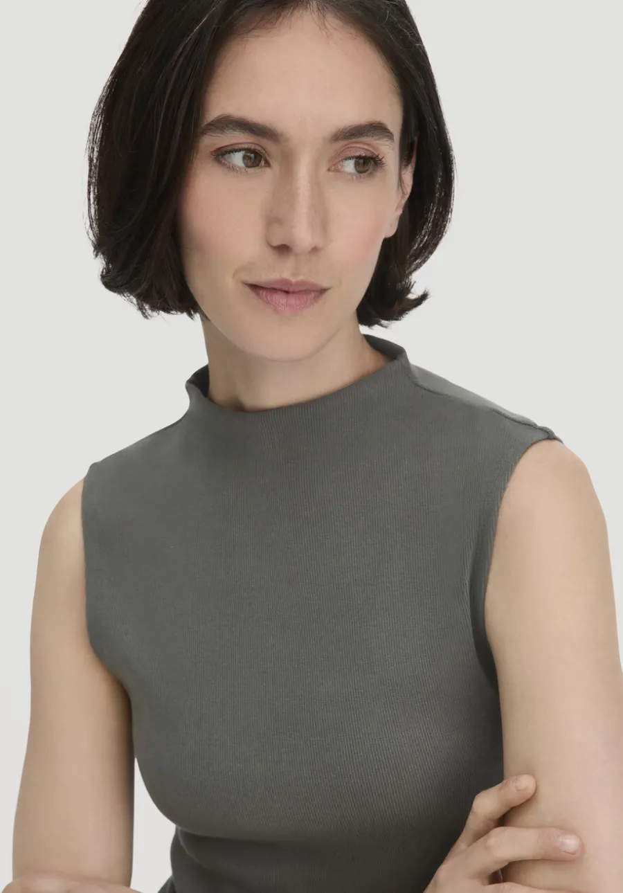 Rib Top Slim aus Bio-Baumwolle von hessnatur