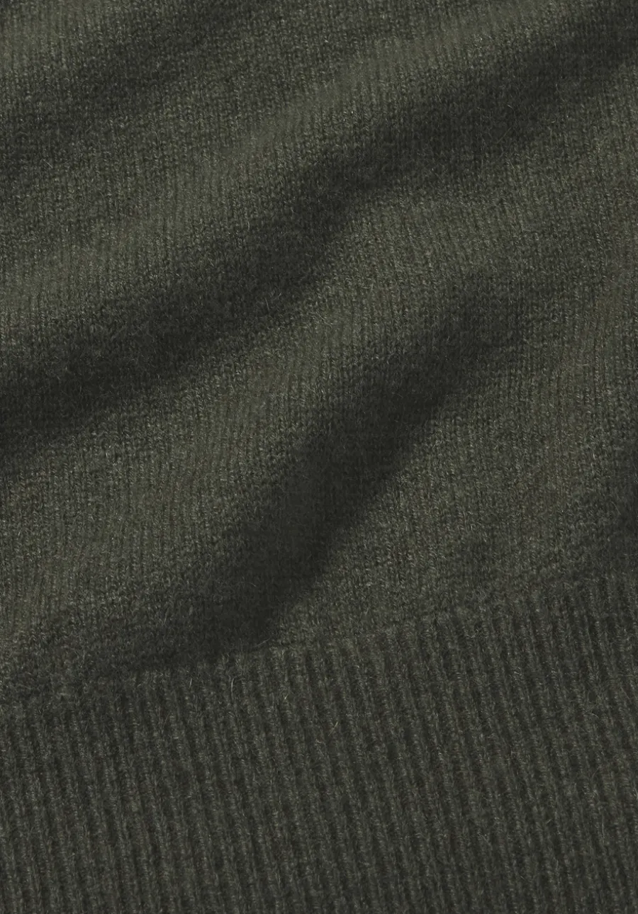 Rollkragen Pullover Relaxed BETTER RECYCLING aus reinem Cashmere von hessnatur