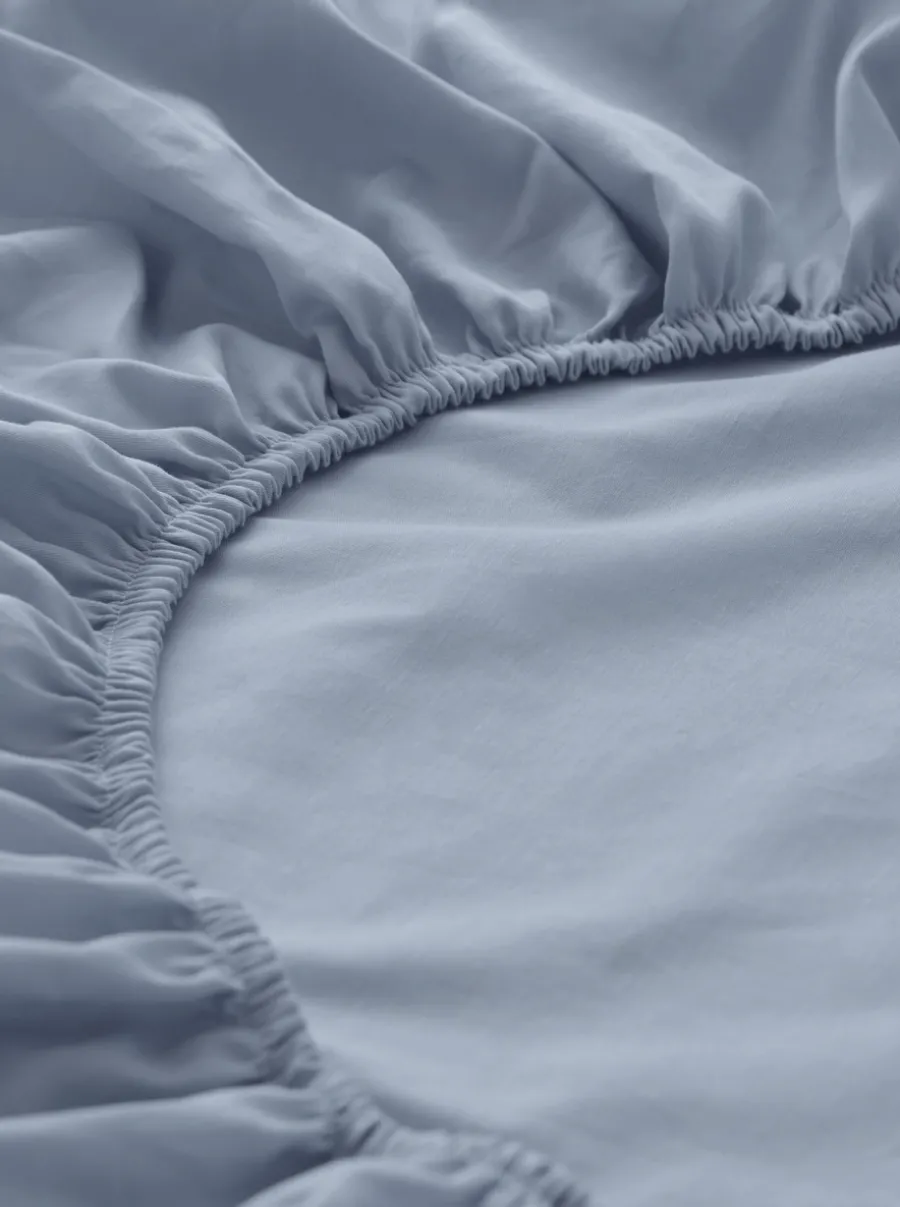 Satin Spannbettlaken aus reiner Bio-Baumwolle von hessnatur