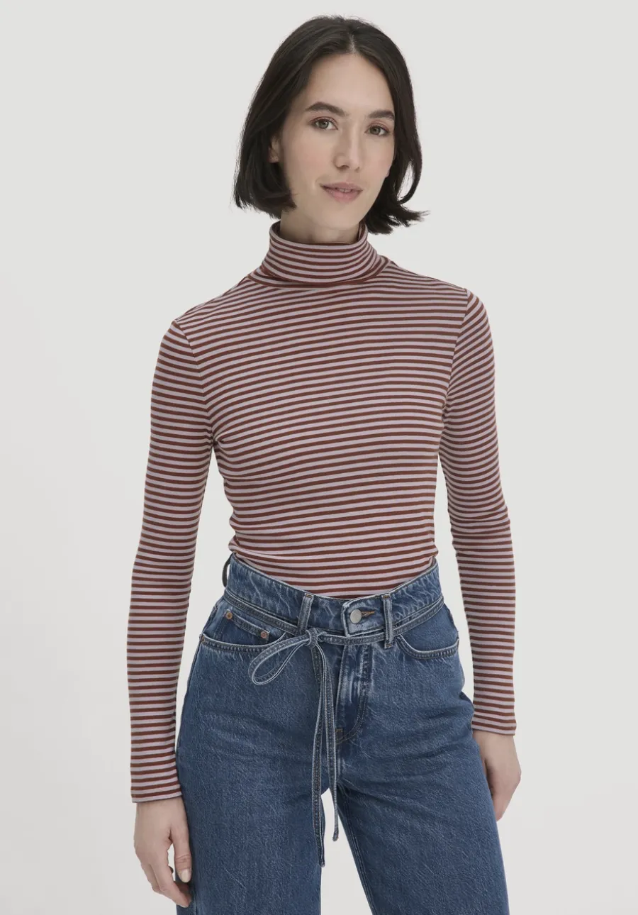 Streifen Softrib Longsleeve Fitted aus Bio-Baumwolle und Modal von hessnatur