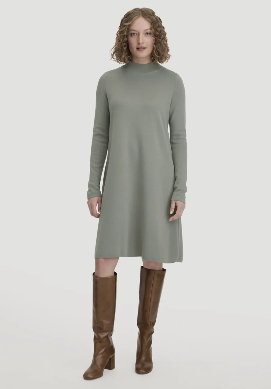 Strick Kleid Relaxed aus TENCEL™ Lyocell mit Bio-Baumwolle von hessnatur